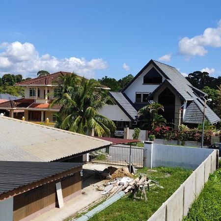 The Secret Sanctuary Boutique Cottage Kuching Dış mekan fotoğraf